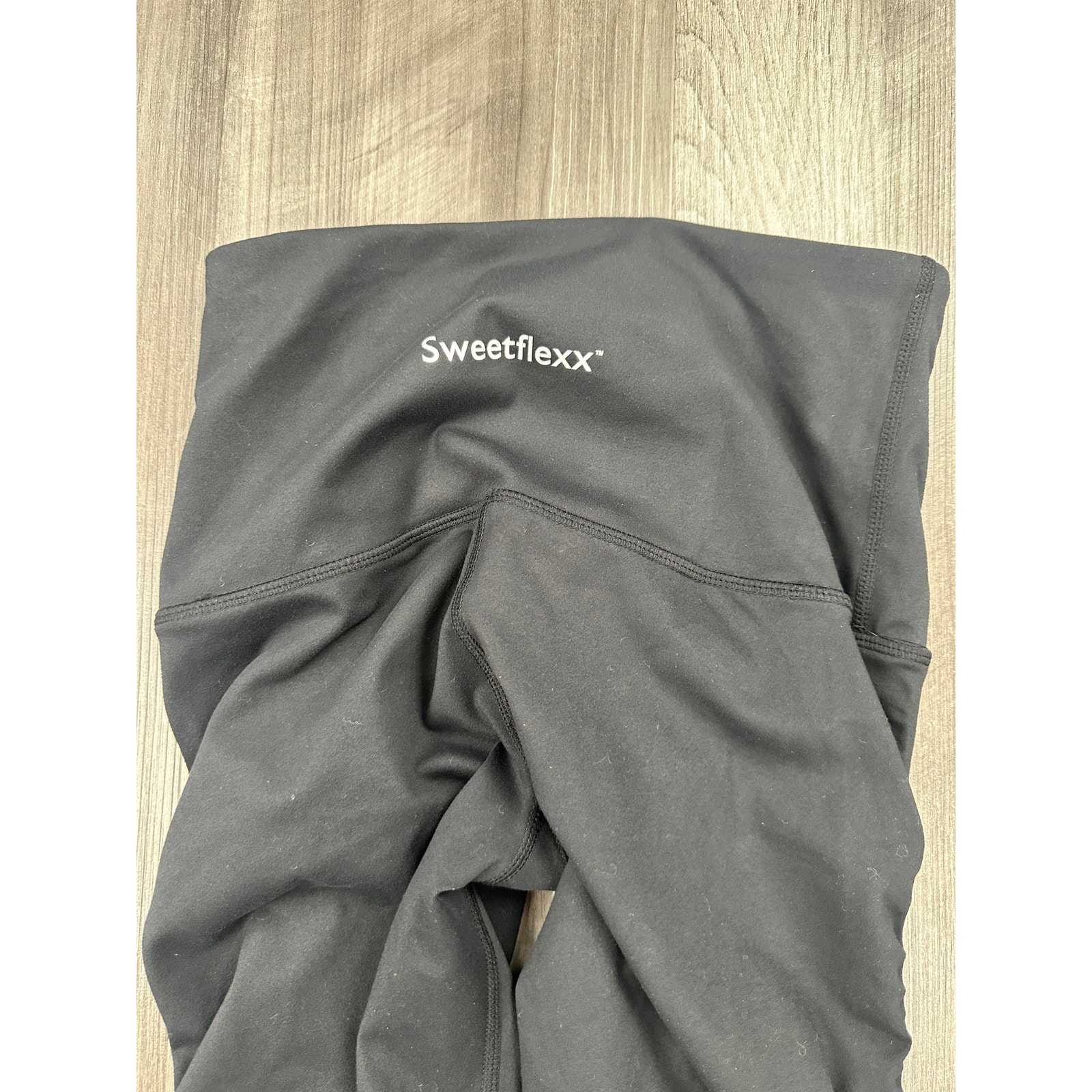 Sweetflexx Capri No Pocket Resistance Leggings Black Size 4 — image 3 of 6